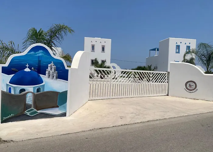 Βίλα Xenos 7 With A Private Pool Near The Sea Τιγκάκι