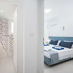Вилла Xenos 7 With A Private Pool Near The Sea