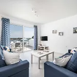 Вилла Xenos 7 With A Private Pool Near The Sea