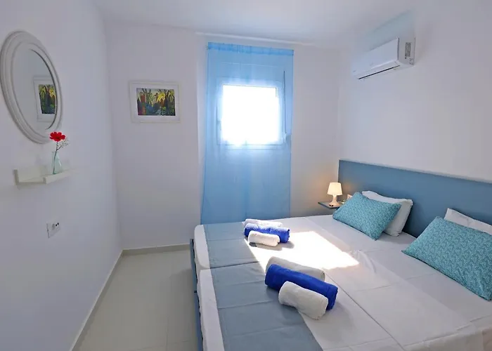 Xenos 7 With A Private Pool Near The Sea Villa