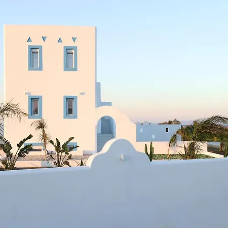 Xenos 7 With A Private Pool Near The Sea Vilă