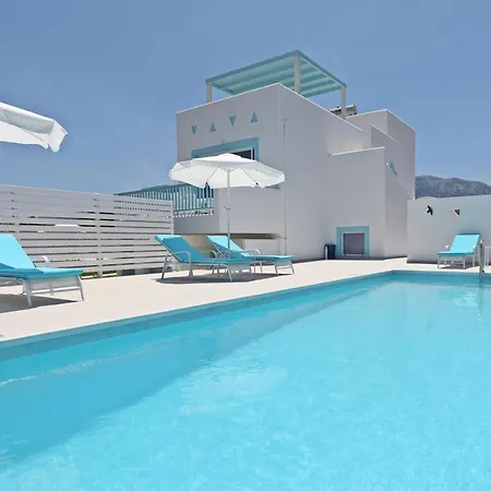 Xenos 7 With A Private Pool Near The Sea
