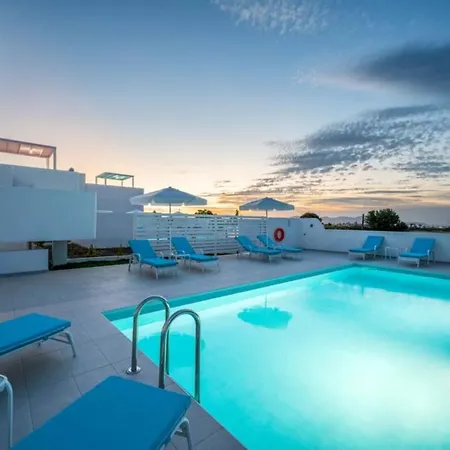 Xenos 7 With A Private Pool Near The Sea Vilă *