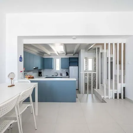 Xenos 7 With A Private Pool Near The Sea Tigaki