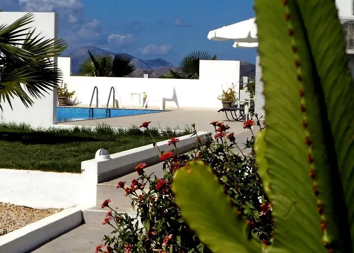 Xenos 7 With A Private Pool Near The Sea Вилла *