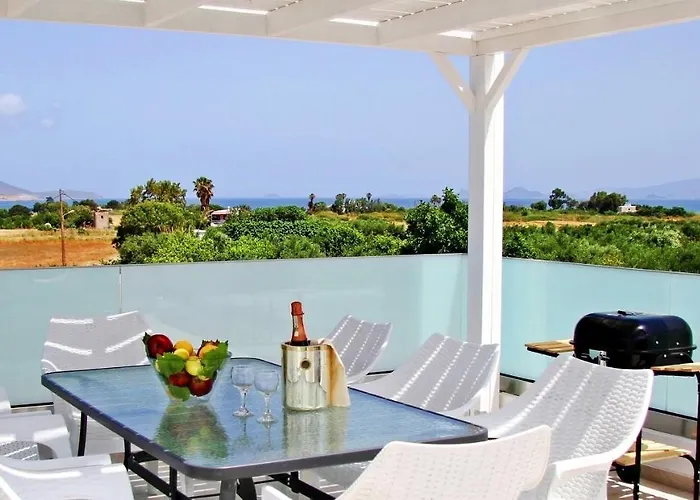 Xenos 7 With A Private Pool Near The Sea *