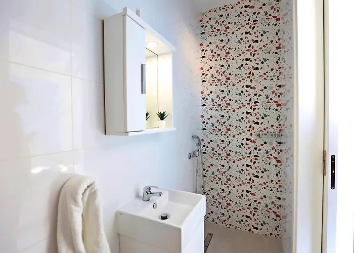 Xenos 7 With A Private Pool Near The Sea * Тигаки