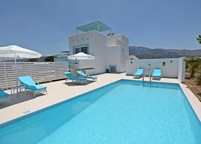 Xenos 7 With A Private Pool Near The Sea * Тигаки