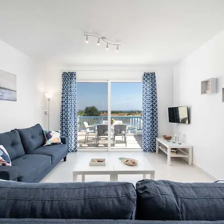 Xenos 7 With A Private Pool Near The Sea Βίλα Τιγκάκι